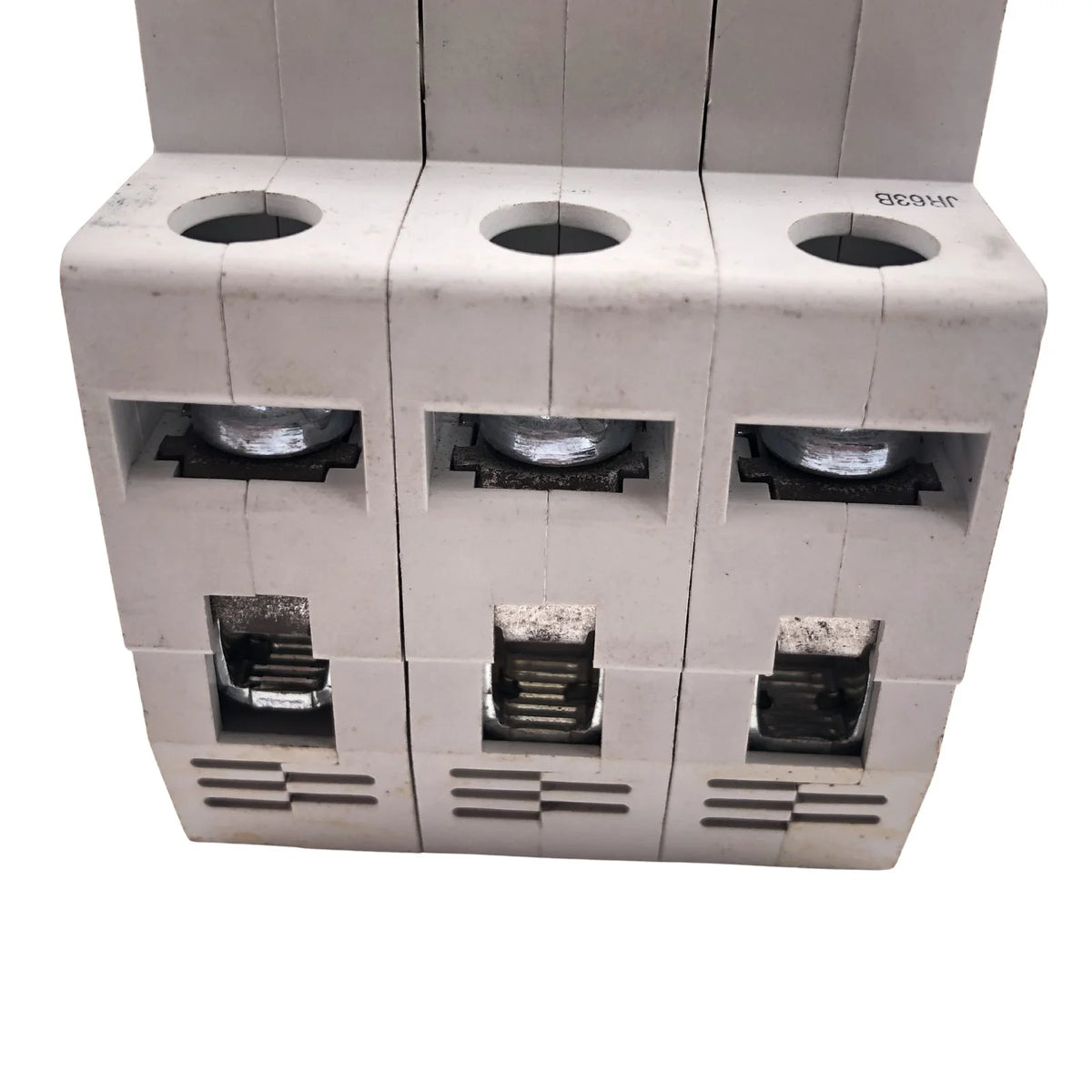Clipsal-4CB316-6-E-Industrial-Electrical-Warehouse-Shop-Now