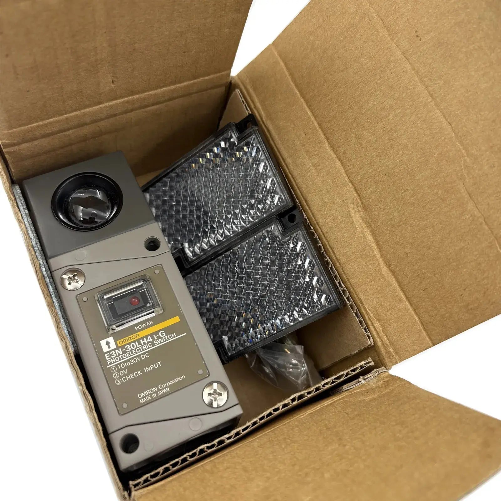 Omron-E3N-30LH41-G-E-Industrial-Electrical-Warehouse-Shop-Now