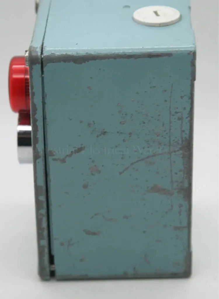 Schneider-Telemecanique-XAPM2203H29-with-Push-Buttons-B_1-Industrial-Electrical-Warehouse-Shop-Now