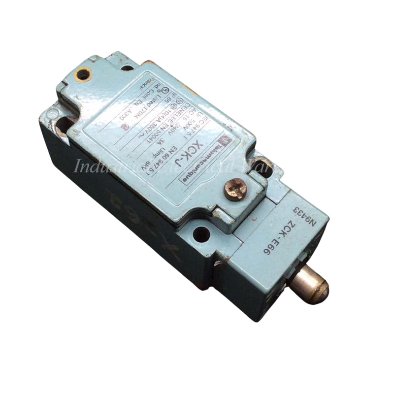 Schneider Electric / Telemecanique Limit Switch Head ZCK-E66